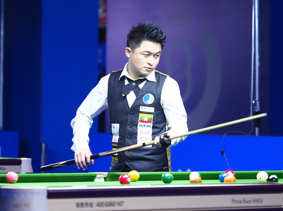 的争夺中展 的争夺中展